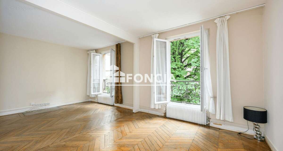 Appartement à PARIS-5E