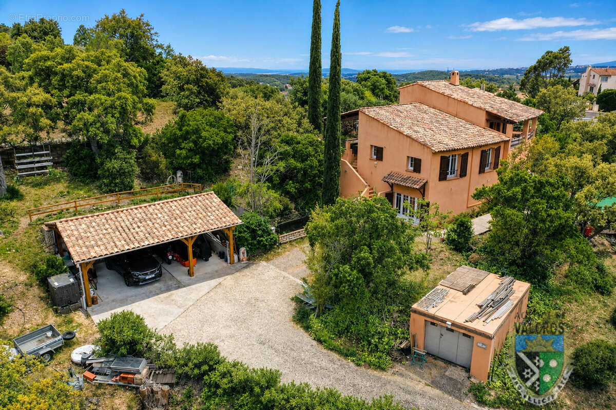 Maison à LA LONDE-LES-MAURES