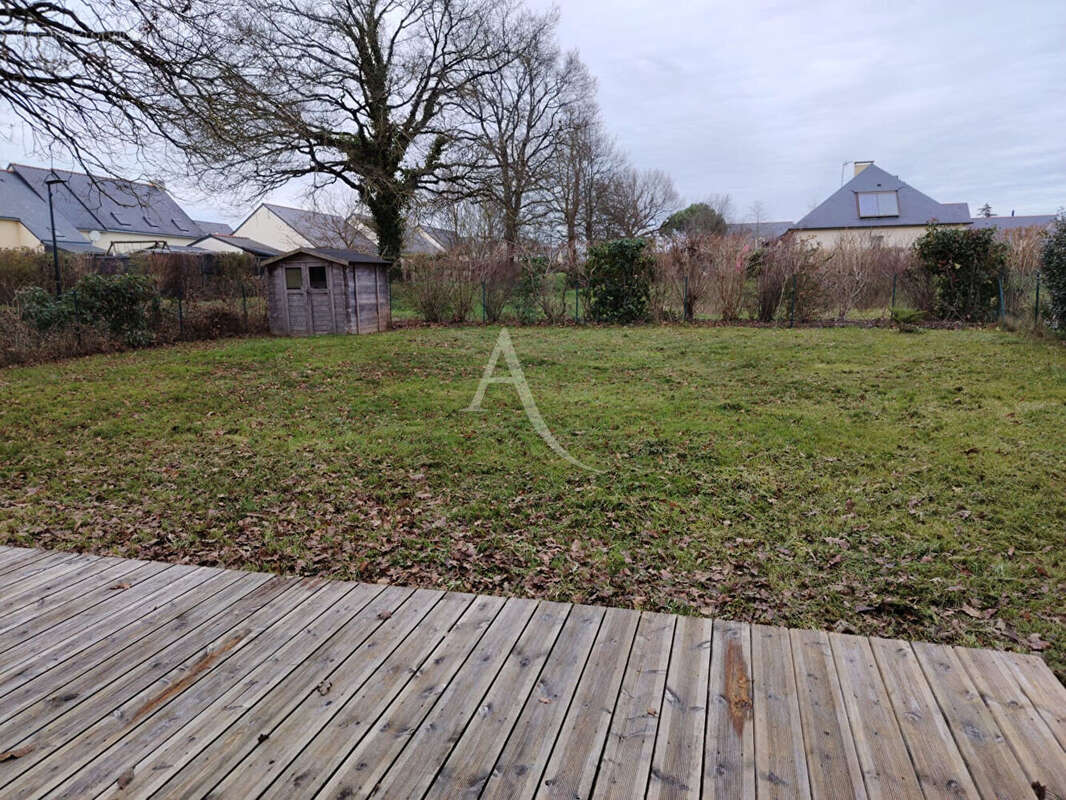 Maison à SAINT-CLEMENT-DE-LA-PLACE