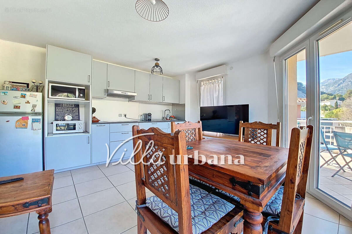 Appartement à ROQUEBRUNE-CAP-MARTIN