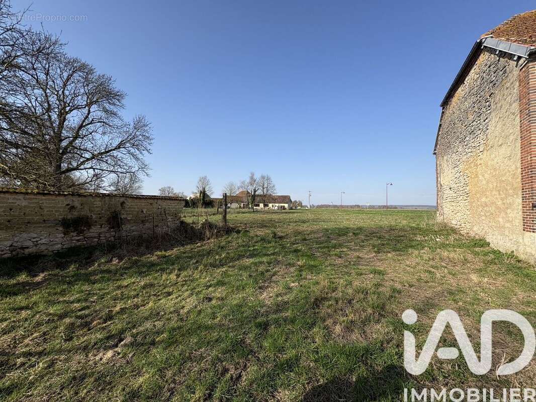 Maison 75 m² à Val-Des-Marais  - photo 5