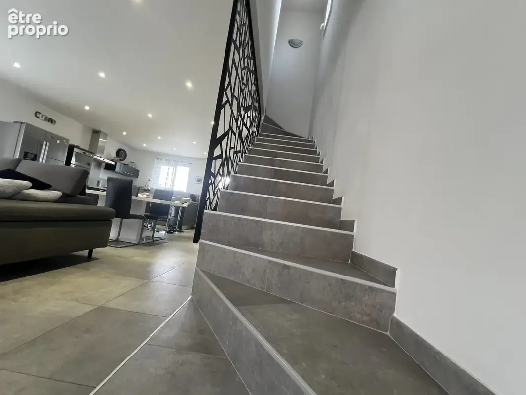  arles – coup de cœur !  maison 94 m² avec piscine, garage & jardin – dpe a ! - photo 15