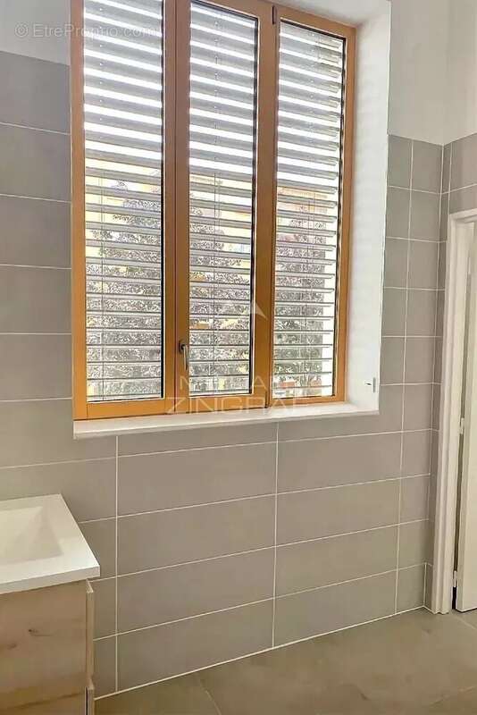 Appartement à LYON-5E