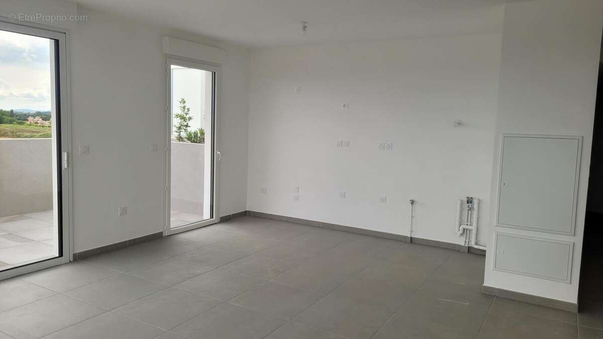 Appartement à LATTES