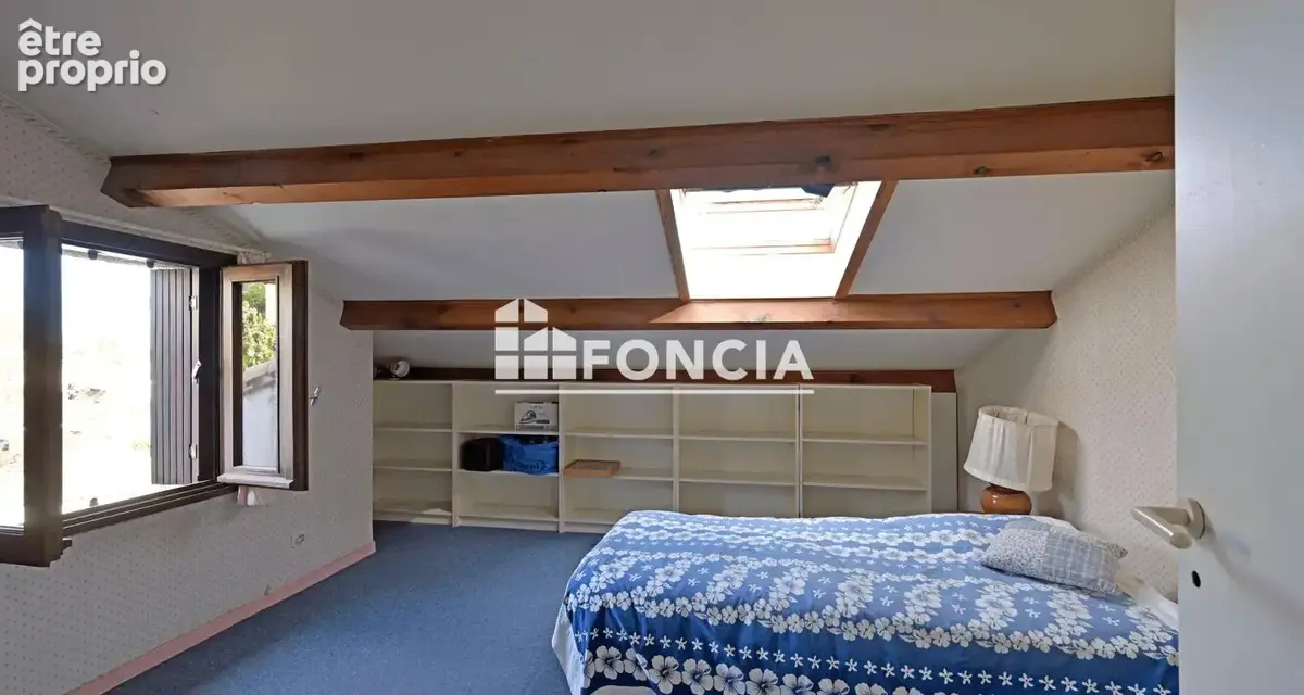 La Chamberte - Villa d'architecte T5 avec piscine à 300m de la ligne 5 ! - photo 14