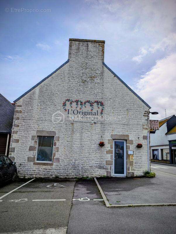 Commerce à PENMARCH