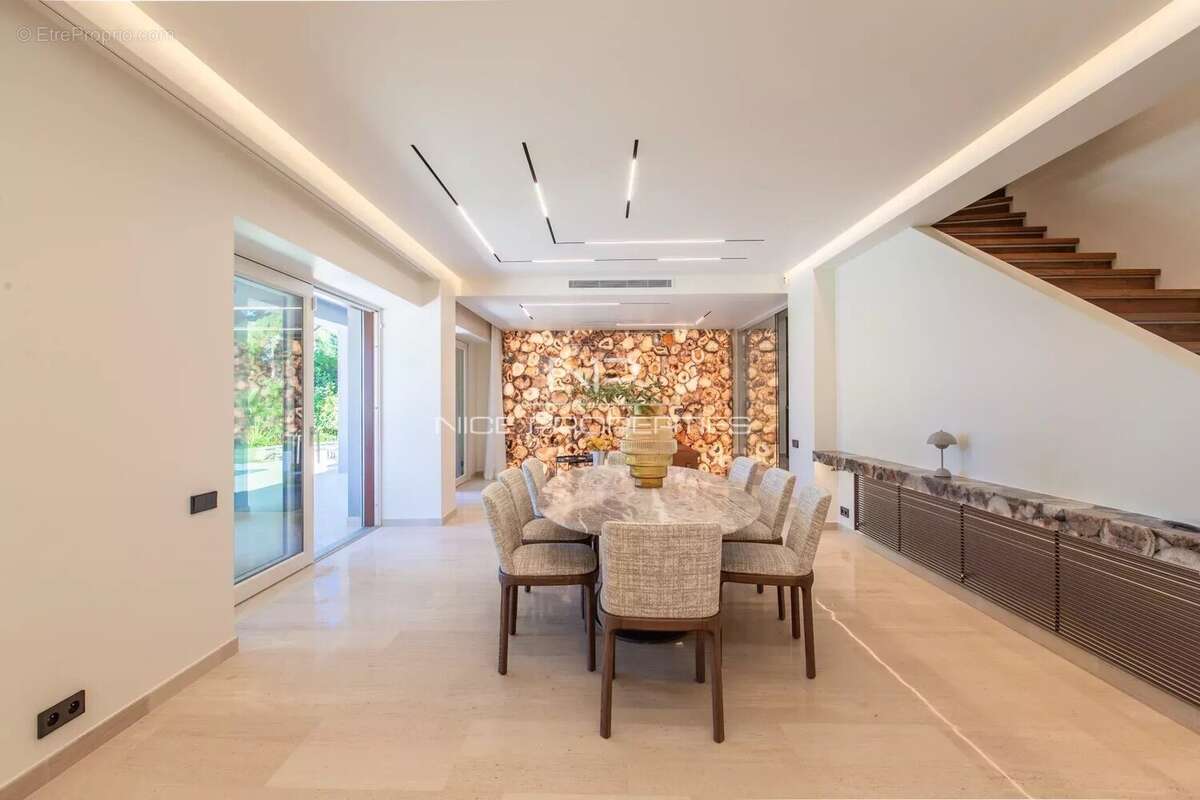 Maison à SAINT-JEAN-CAP-FERRAT