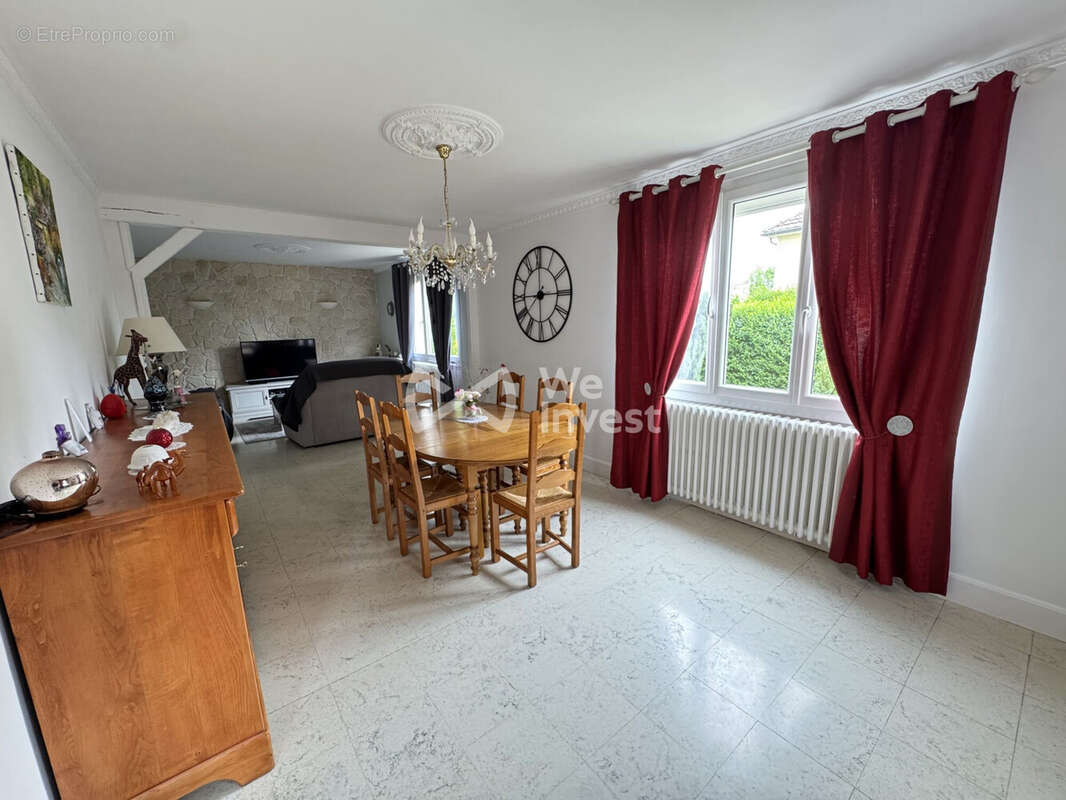 Maison à CREPY-EN-VALOIS