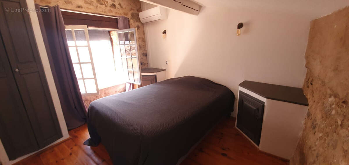 Maison à PLAN-DE-LA-TOUR