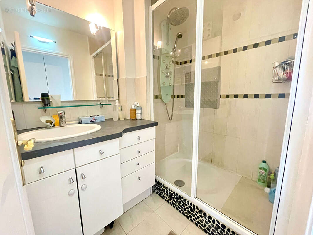 Appartement à COLOMBES