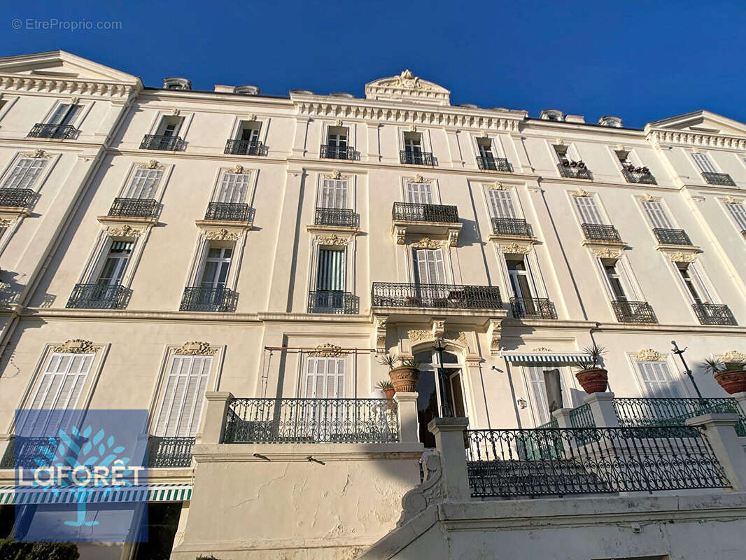 CANNES BASSE CALIFORNIE - Rez-de-chaussée esprit maison dans résidence bourgeoise d'exception - photo 13