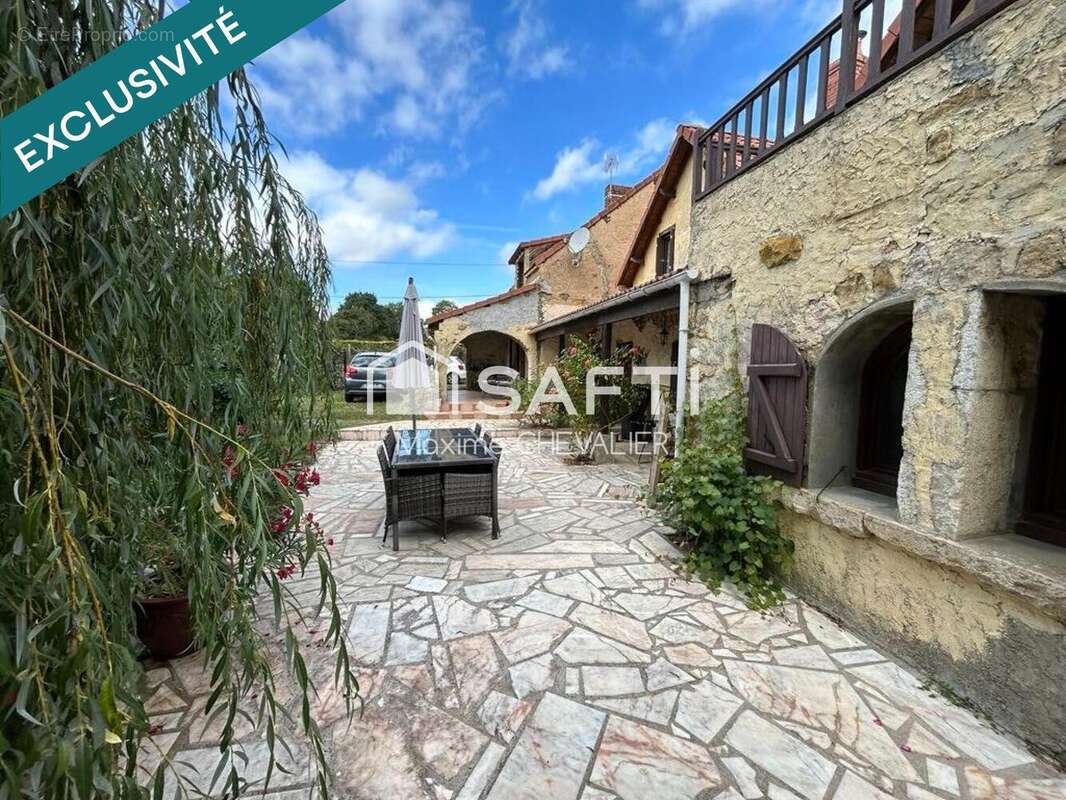 Photo 2 - Maison à SARZAY
