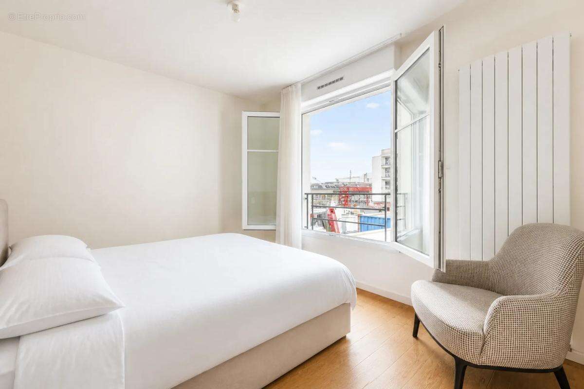 Appartement de 3 pièces de 80 m² avec grand balcon à Courbevoie - photo 8