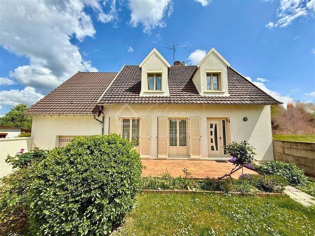 Maison à MILLY-LA-FORET