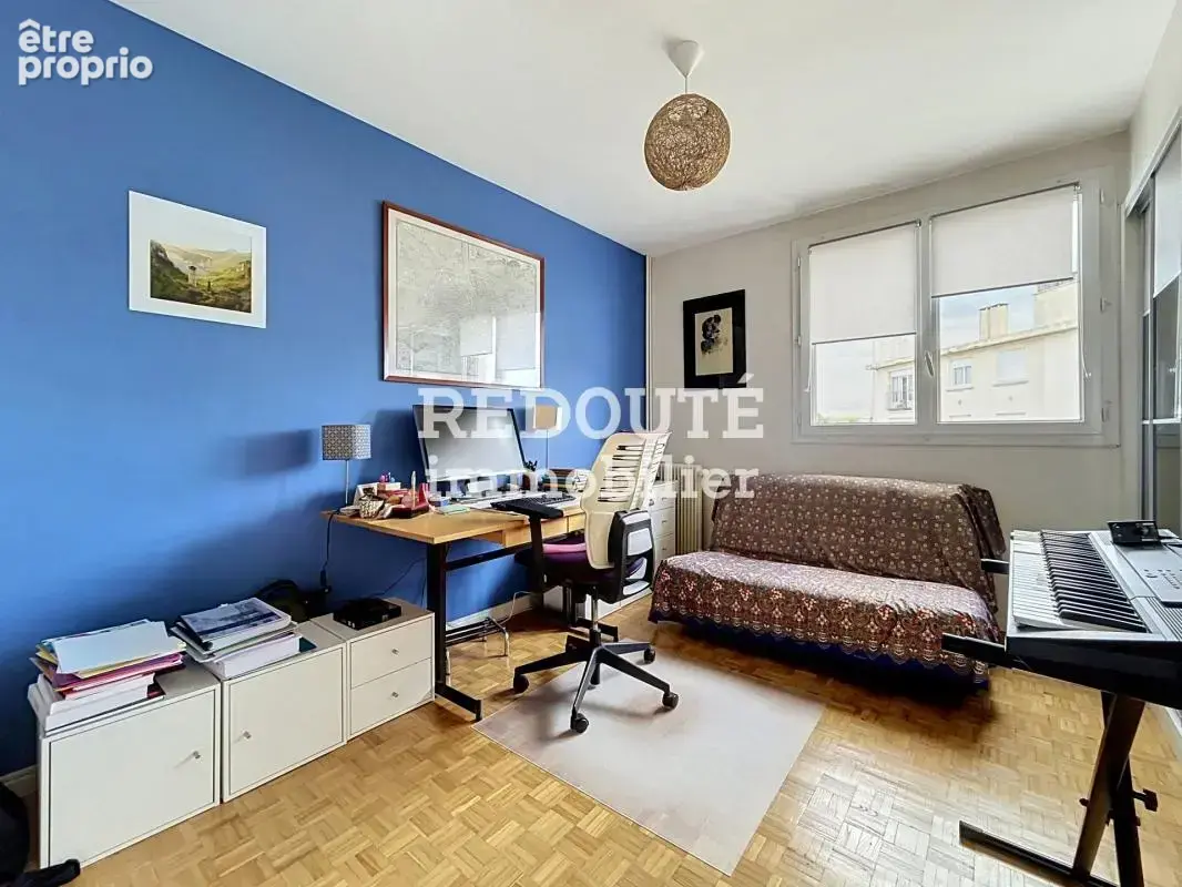 A vendre - appartement type 4 avec balcon - photo 4