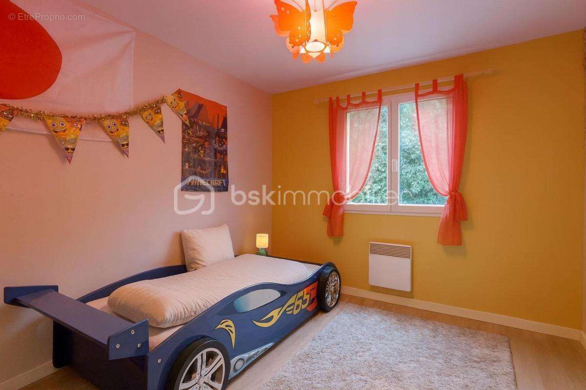 Maison à BONNAC-LA-COTE