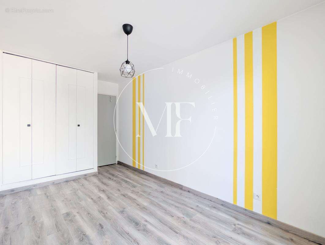Appartement à NANTERRE