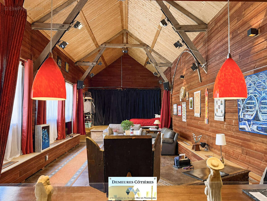 Propriété de caractère de 293 m2 sur 1,4 hectare   2 bâtisses et potentiel touristique   Portes Étretat - photo 17