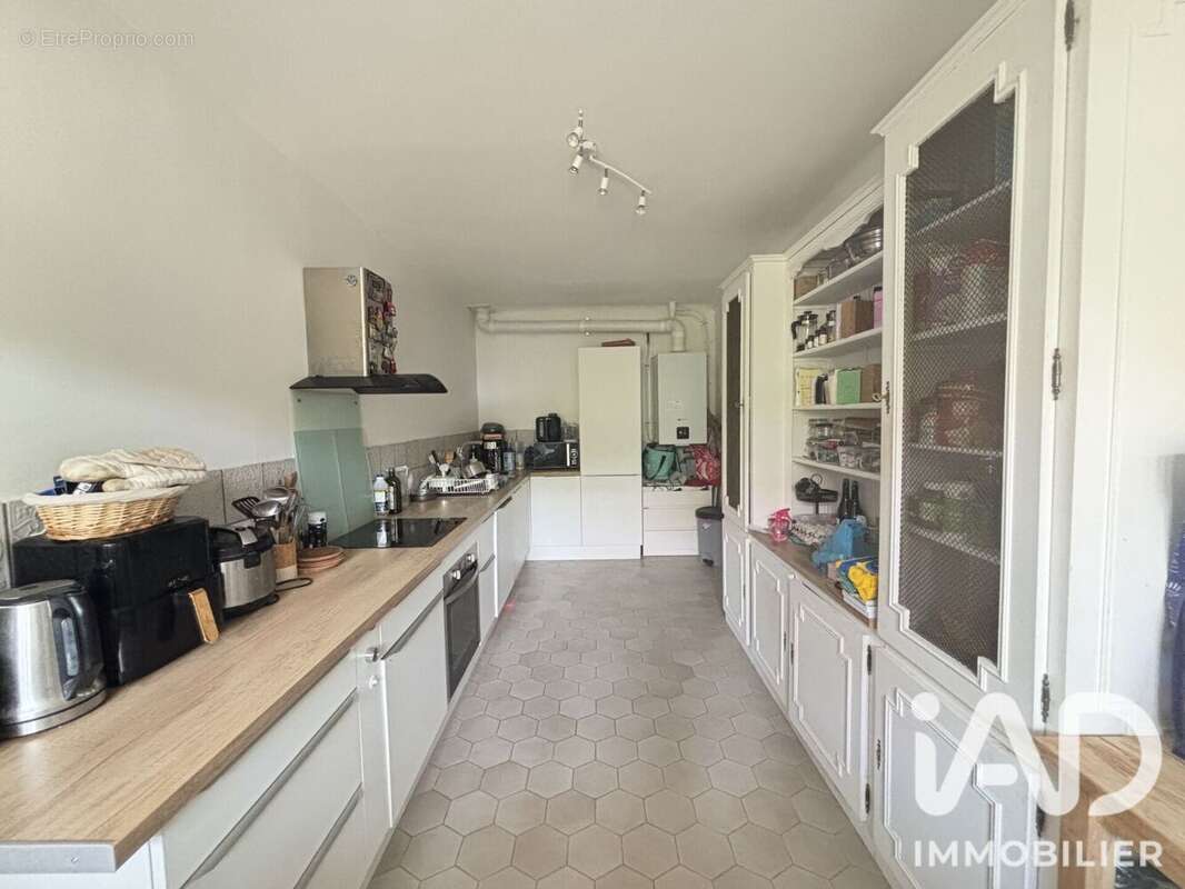 Maison 134 m² à Champigny-Sur-Marne  - photo 6
