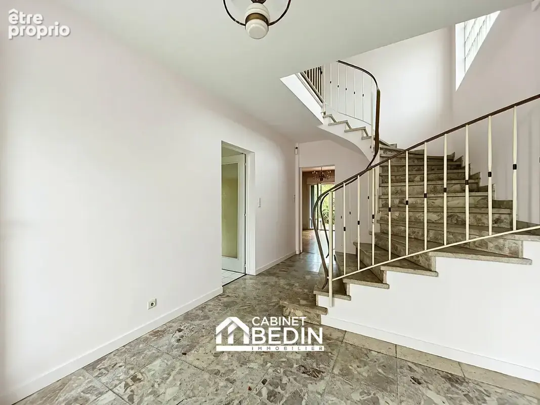 Maison 5 pièces 118 m² à vendre à Toulouse (31400) - photo 2