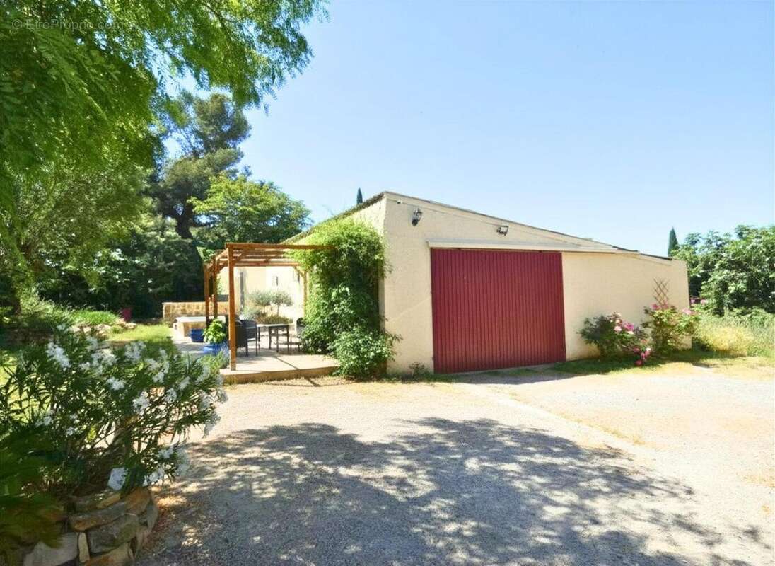 Photo 2 - Maison à MONTBRUN-DES-CORBIERES
