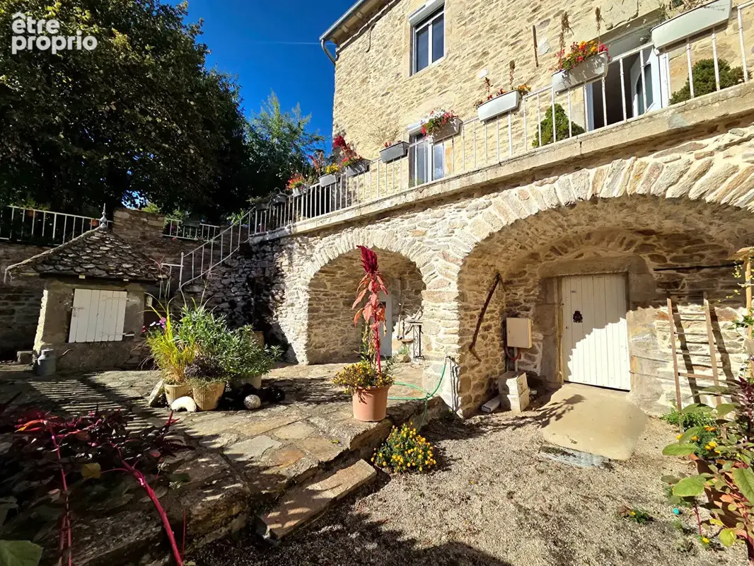 Magnifique demeure en pierres et son jardin paisible - photo 16