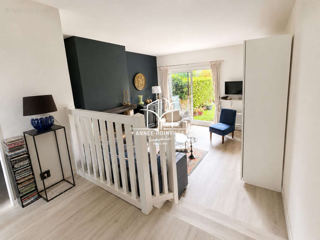 Appartement à TOURGEVILLE