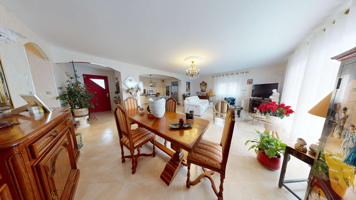 Maison à L&#039;ISLE-JOURDAIN