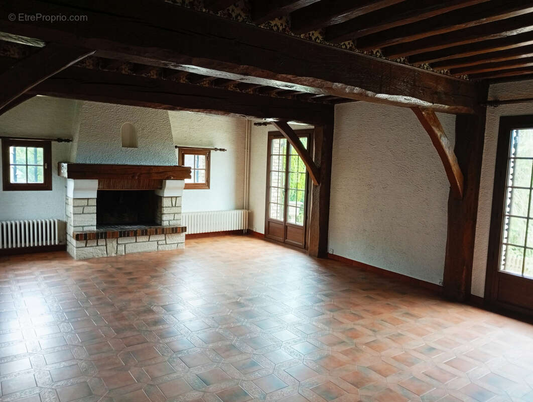 Maison à PACY-SUR-EURE