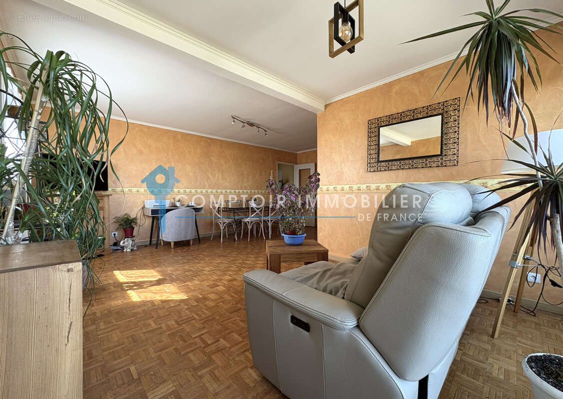 Appartement à NIMES
