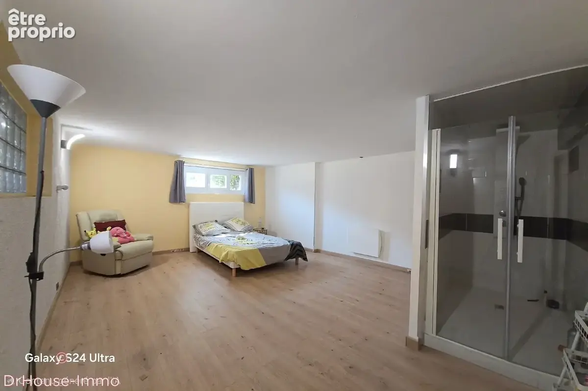 Maison 6 pièces 146 m² à vendre à Le Chambon-Feugerolles (42500) - photo 21
