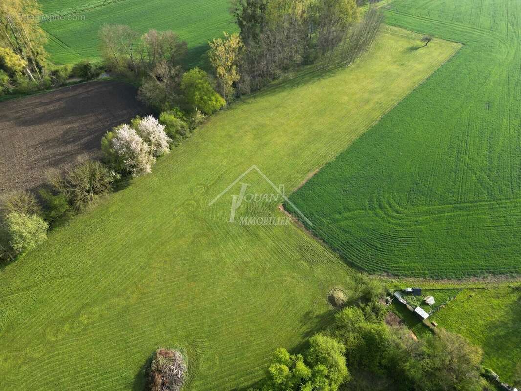 Maison à BROUT-VERNET