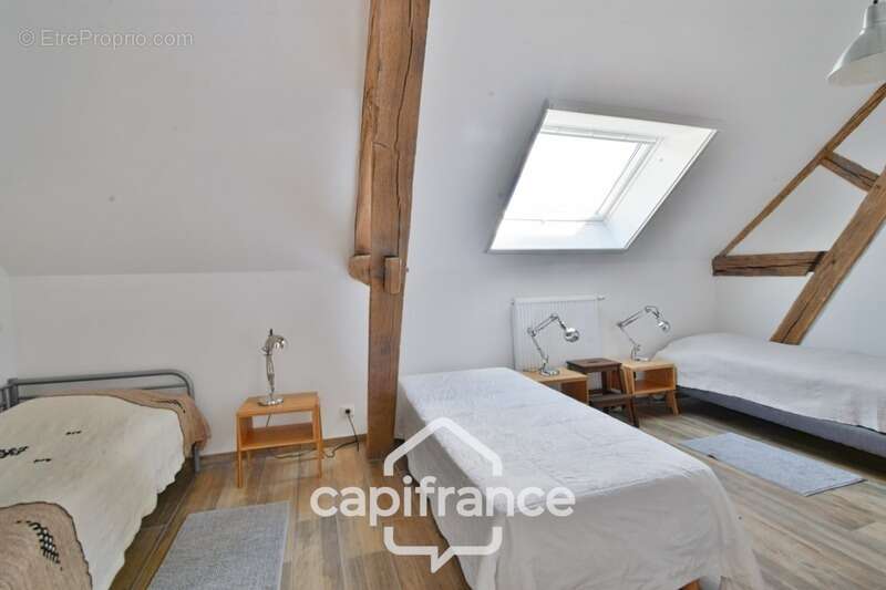 Maison à LONS-LE-SAUNIER