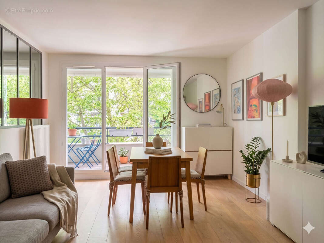 Appartement à SURESNES