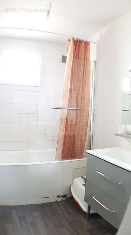 Photo 9 - Appartement à LIMOGES