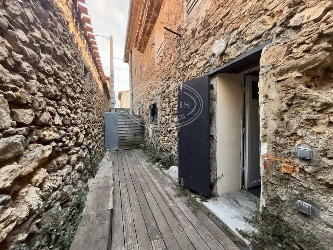 Maison de village 75m² avec cour - photo 7