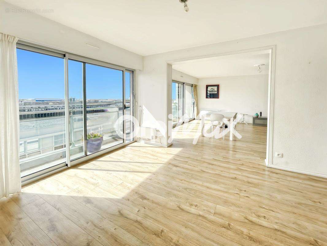 Appartement À Vendre 123 M² secteur Nausicaa avec Garage et Balcon - photo 2