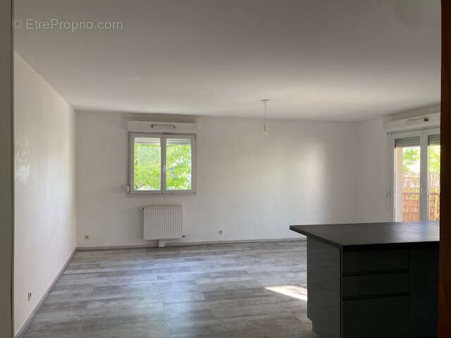 Appartement à GRAND-CHARMONT
