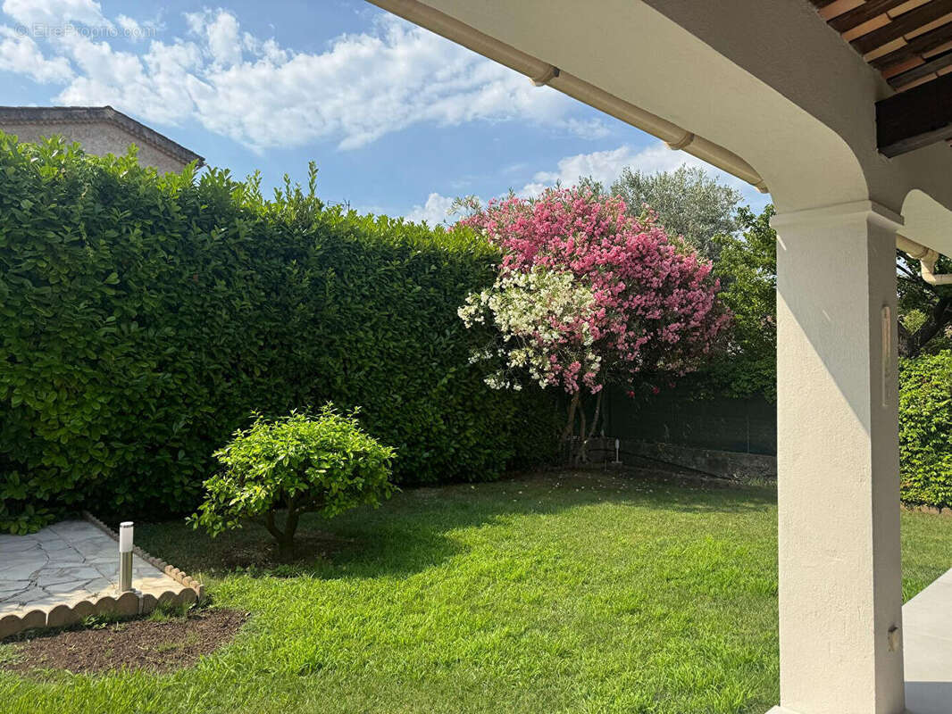 Maison à LA TRINITE