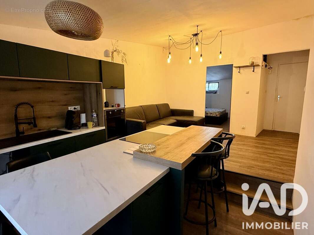 Appartement 36 m² à Lodeve  - photo 2