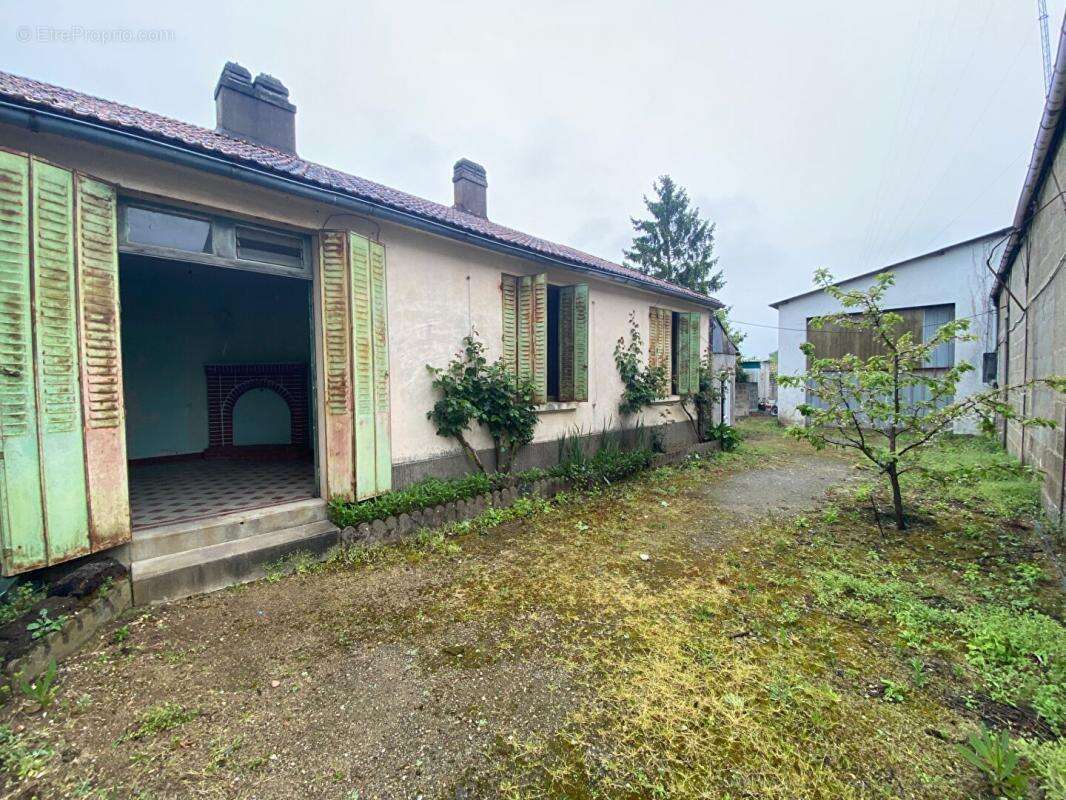 Maison à SAINTE-PAZANNE