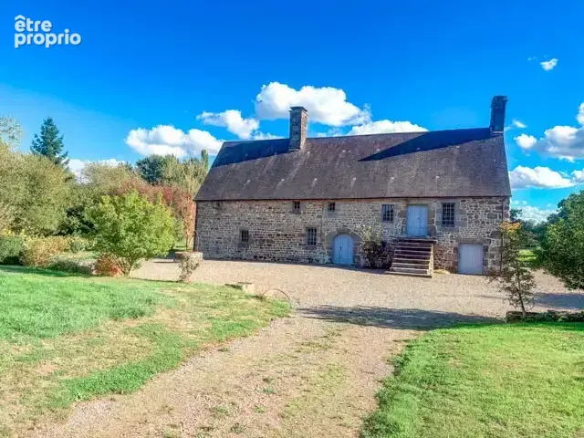 Logis seigneurial du XVIème superberment restauré et écologique - photo 2