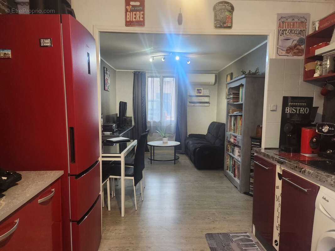 Appartement à LA LONDE-LES-MAURES