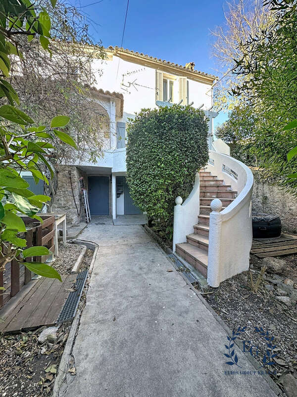 Maison à BESSE-SUR-ISSOLE