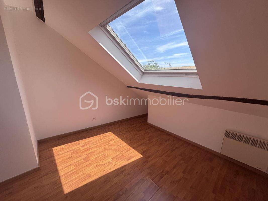 Appartement à ROCHECORBON