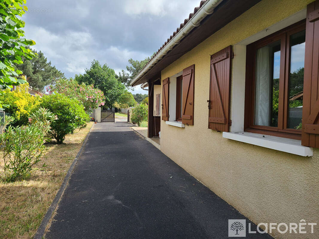 Maison Gujan Mestras 4 pièce(s) 100 m2 - photo 12