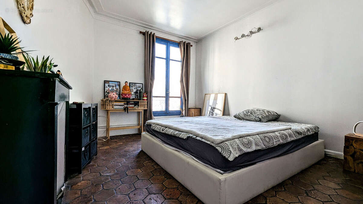 Appartement Duplex Saint Denis 6 pièce(s) 111.51 m2 - photo 5
