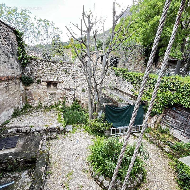Maison à MOUSTIERS-SAINTE-MARIE