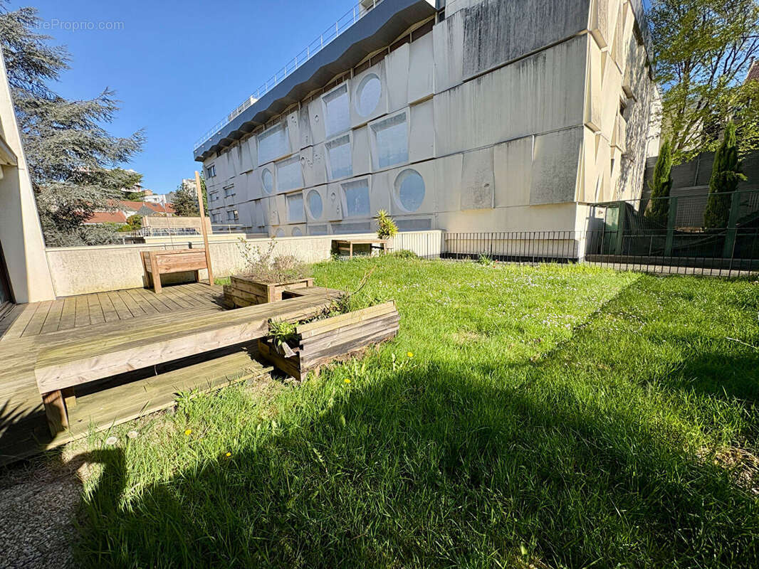 Appartement à FONTENAY-AUX-ROSES