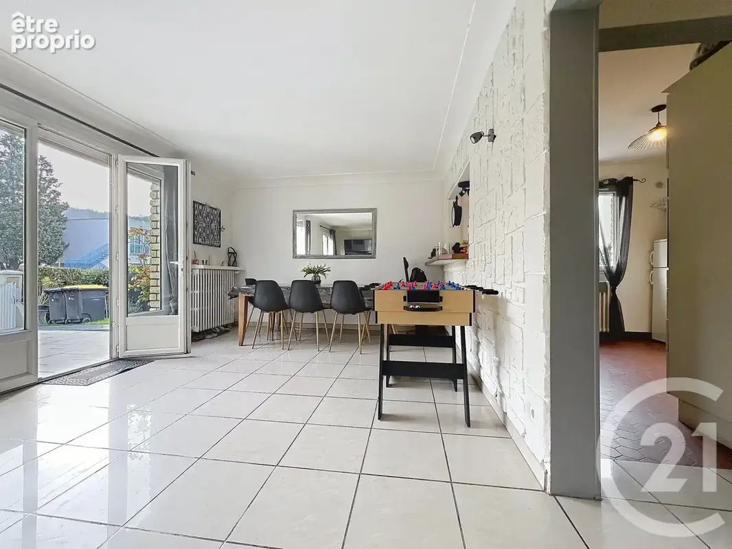 Maison 6 pièces 140 m² à vendre à Pont-Audemer (27500) - photo 4